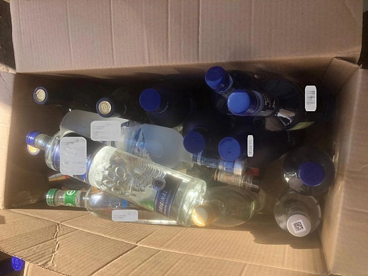 У жительницы региона изъяли 500 бутылок контрафактного алкоголя